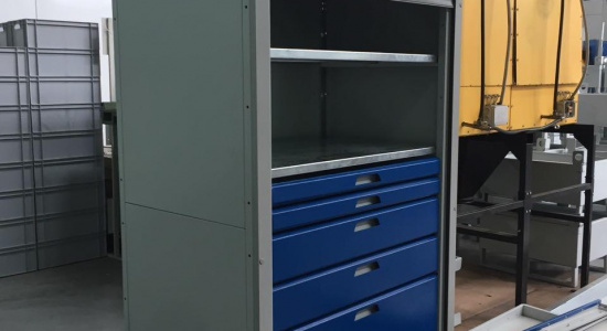 Шкаф инструментальный с ящиками и роллетной дверью HARDO XL