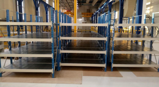 Стеллажи грузовые с нагрузкой до 500 кг на ярус