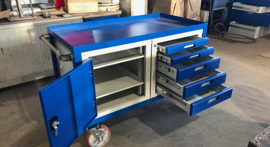 Тележка инструментальная большегрузная серии PLATFORM с тумбой