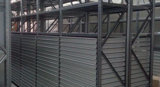 Стеллажи среднегрузовые с ящиками и перегородками для архива конструкторской документации